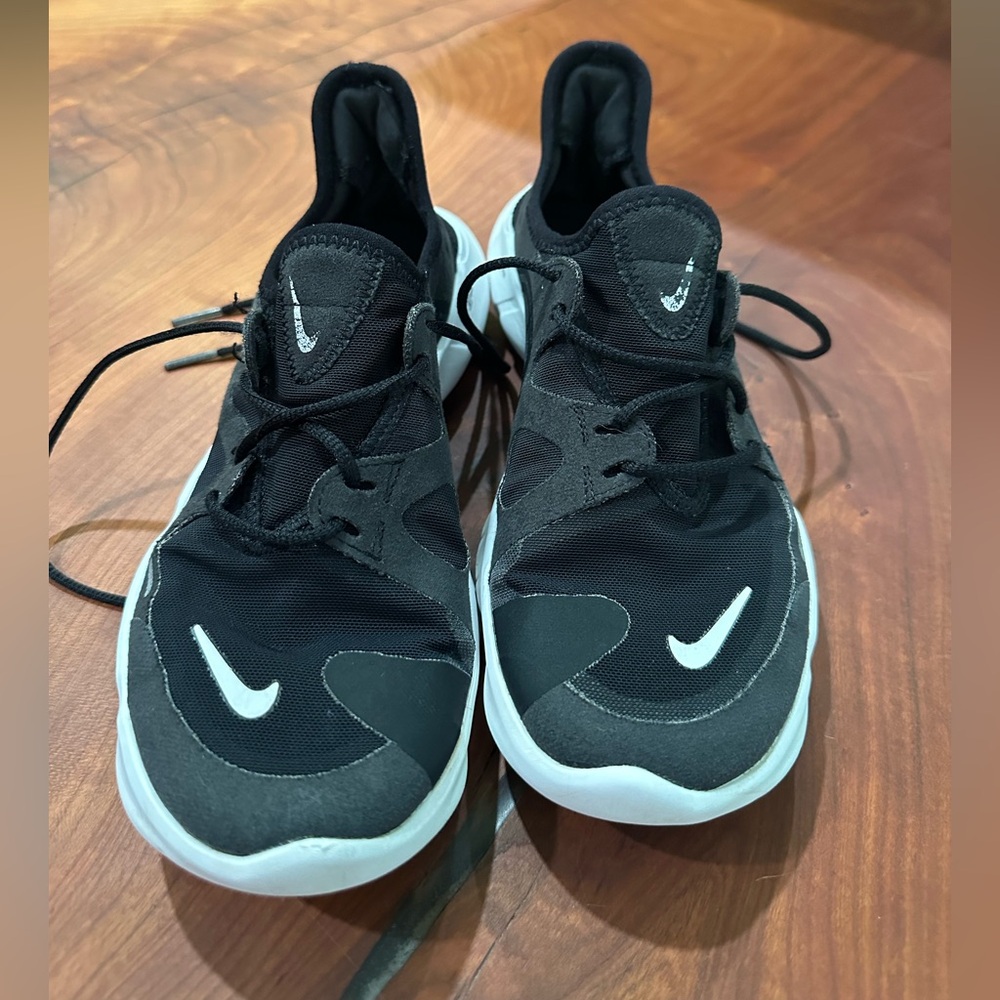 Nike Black and White Sneakers